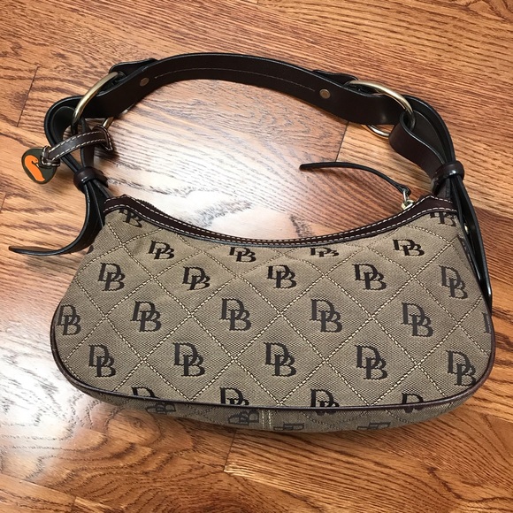 Dooney & Bourke signature canvas double zip bag - Picture 4 of 8